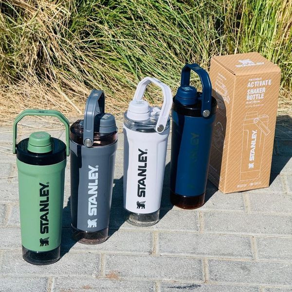 شیکر استنلی ۵۹۰ میلی لیتر مخزن دار مدل Activate Shaker Bottle